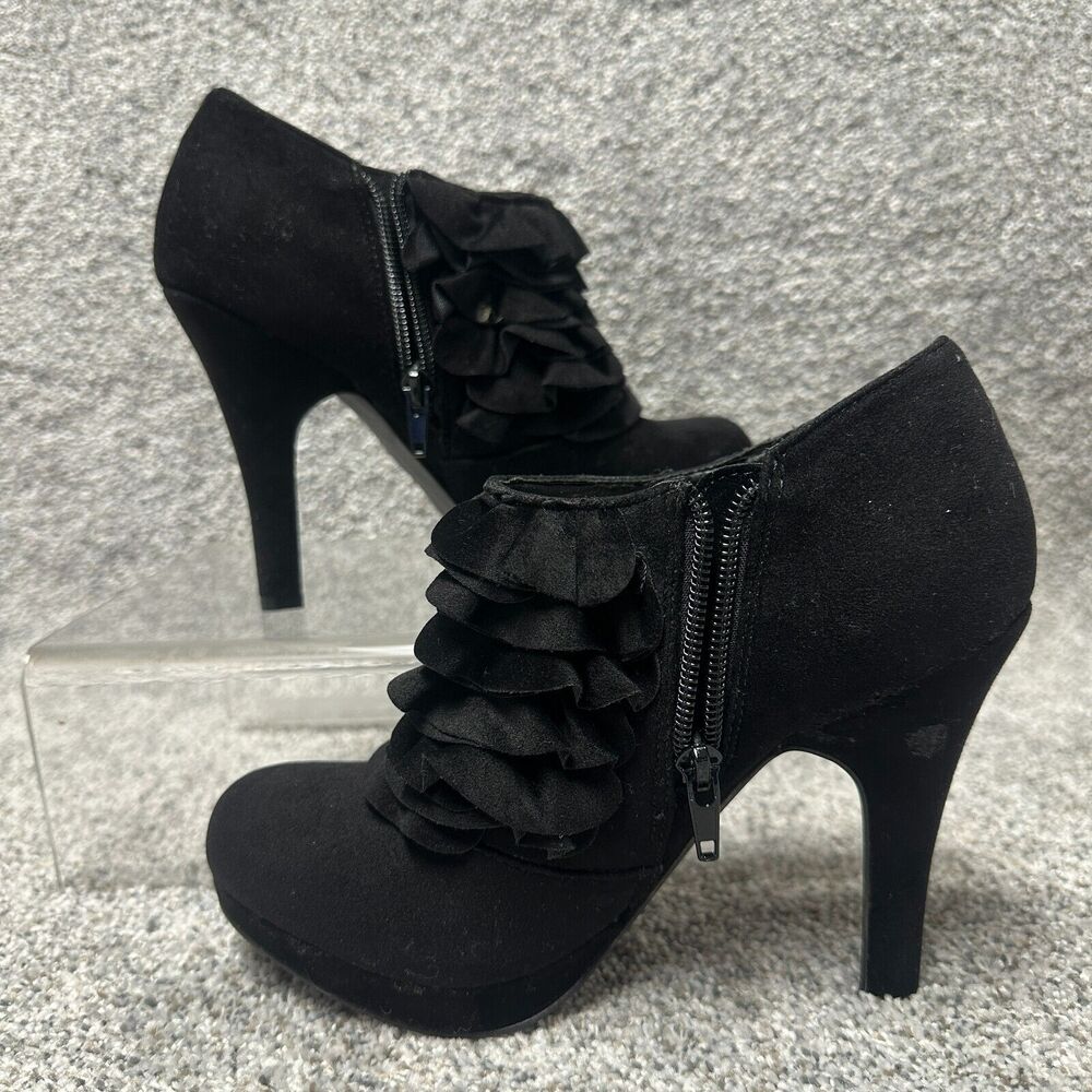 Elpitas Heels Size 6.5 Ruffles Stiletto Velvet Formal Eveningwear Romantic Goth